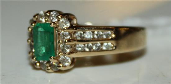 Emerald and diamond cluster ring, gold setting